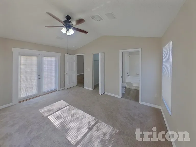 4726 Bloom Dr — Photo 8