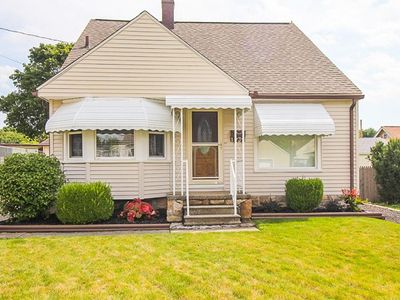 1939 SW 12th St, Akron, OH, 44314