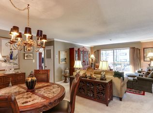 615 Pine Ridge Pl, Raleigh, NC 27609