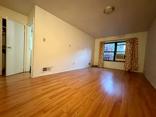 Rented by JB Mac Real Estate Inc. | media 20