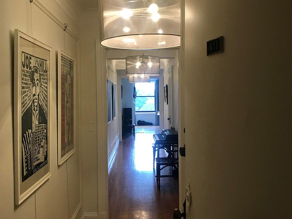 1st image of 15 E Kirby St APT 411