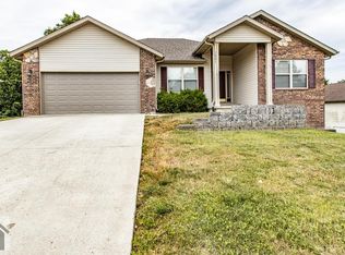 16291 Heartland Ln, Saint Robert, MO 65584