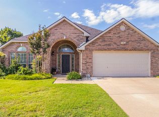 3217 Blue Jay Ln, Midlothian, TX 76065