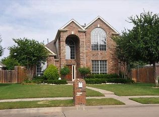 8704 Clearview Ct, Plano, TX 75025