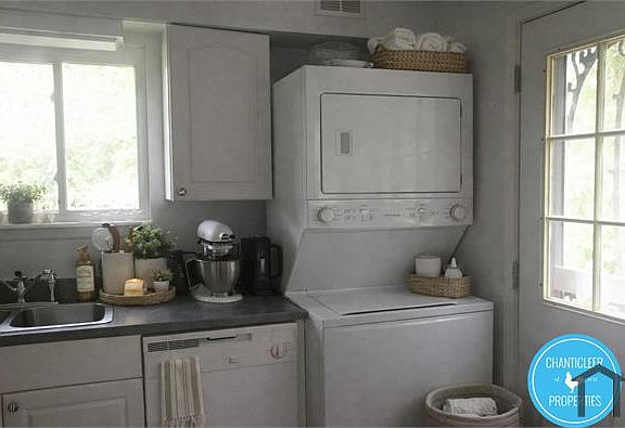 3rd image of 178 W Braxton Foushee St #A