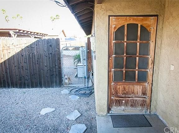5th image of 1104 Tourmaline Ave