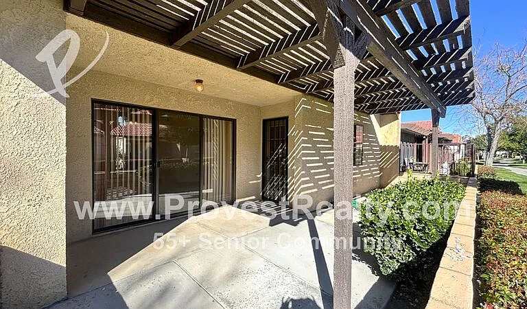 19053 Elm Dr — Photo 19