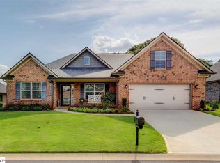 109 Pleasant Meadow Ct, Greer, SC 29651