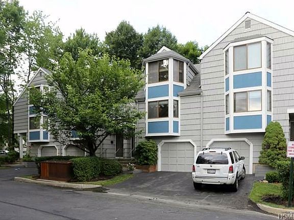 2nd image of 232 Treetop Cir #4