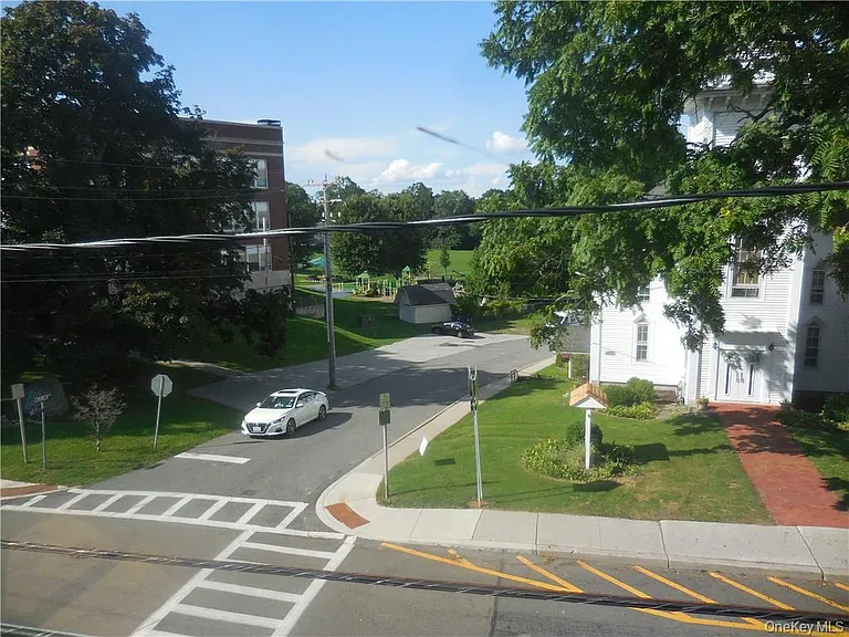 223 Hudson St #2 — Photo 2