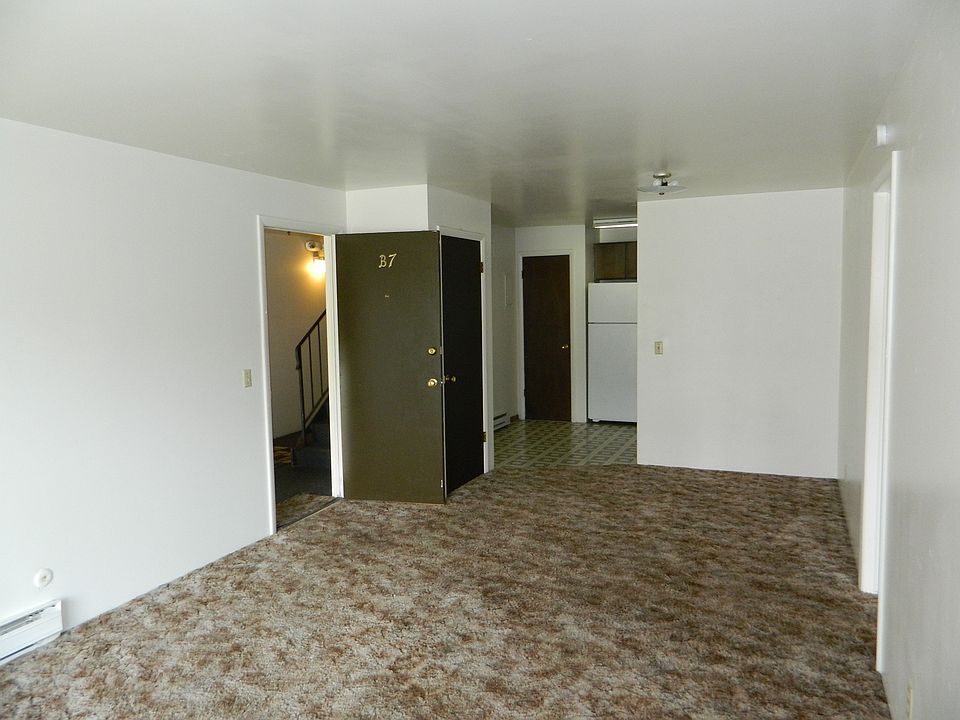 2nd image of 726 S 900 E APT 1A