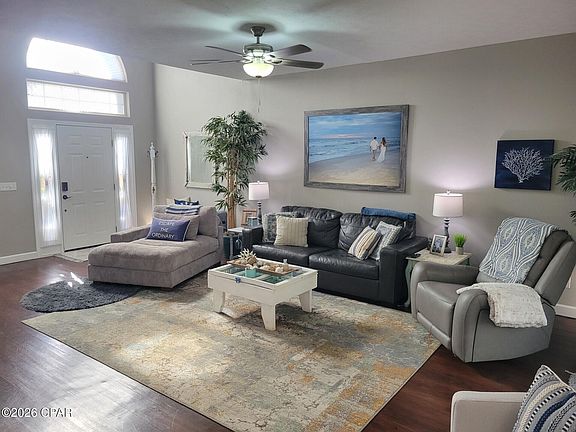 2nd image of 6216 N Lagoon Dr