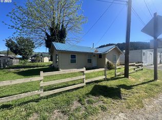 141 Poplar St, Powers, OR 97466