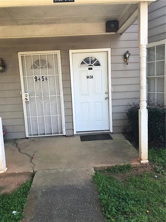 Building Photo - 9456 Cypress Ln
