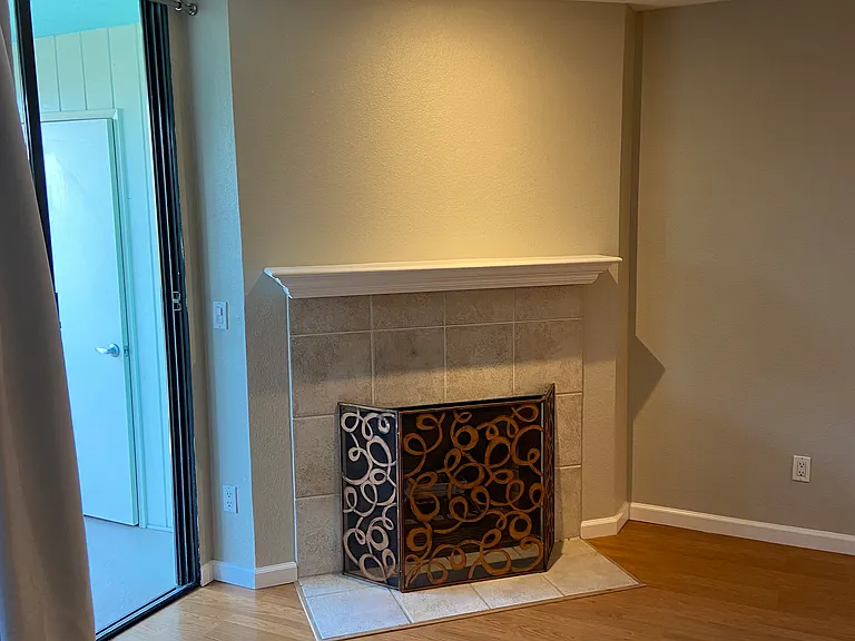 3098 Rue Dorleans #223 — Photo 10