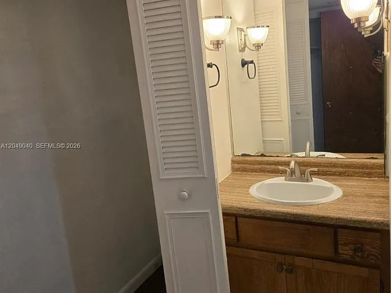 3690 Inverrary Dr #2Q — Photo 21
