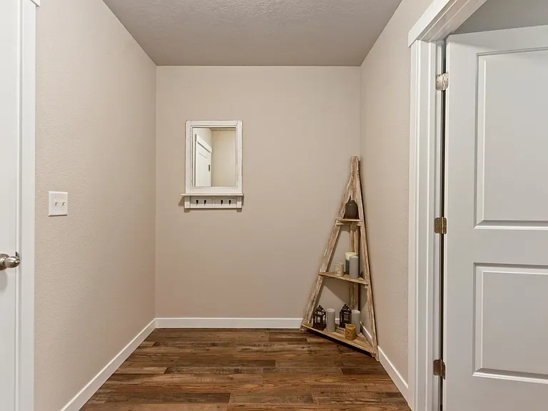 17893 Sunset Ridge Ave — Photo 8