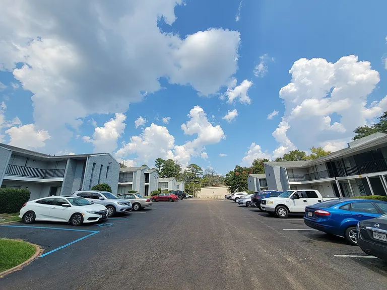 225 W McDowell Rd — Photo 8
