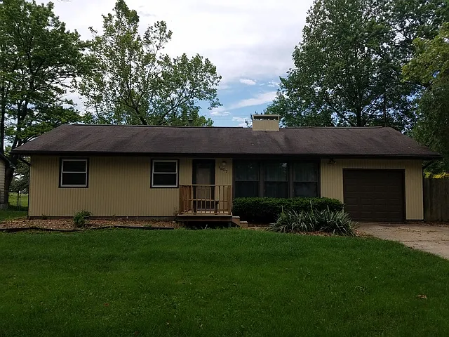 1807 Cypress Dr photo 1