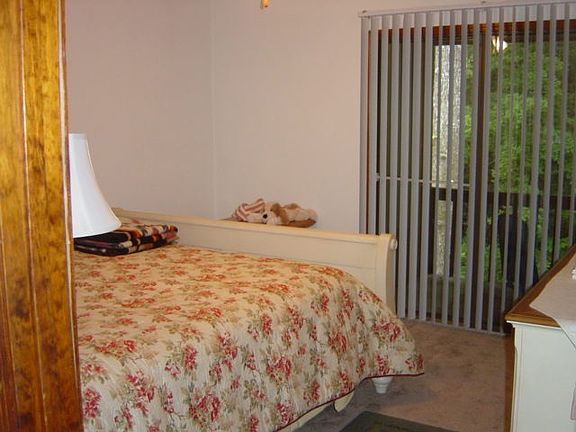 3rd image of 2923 Woodrich Dr APT C