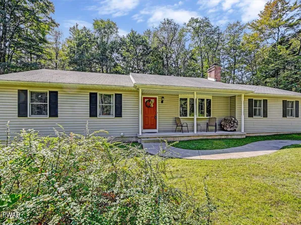 134 Dolls Ln, Greentown, PA 18426