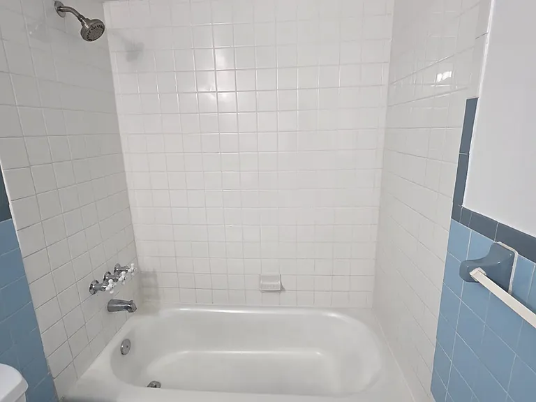 1150 NE 17th Ct — Photo 25