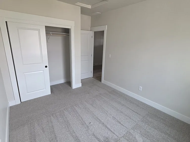 3304 E Fitz Roy Ct — Photo 4