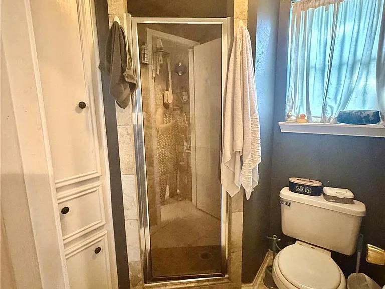 5319 Lincoln Town Dr — Photo 10