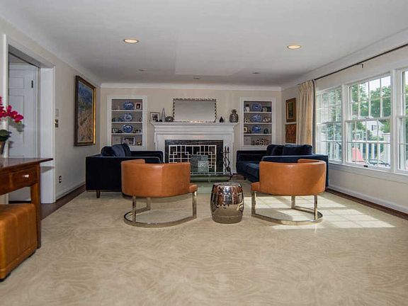 3rd image of 1216 Herschel Woods Ln