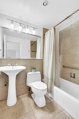 Rented by DejaView Residential Inc | media 10