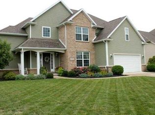 3175 Sterlingwood Ln, Perrysburg, OH 43551