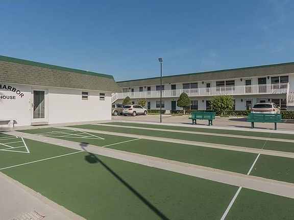 2nd image of 2800 Indian River Blvd APT F1
