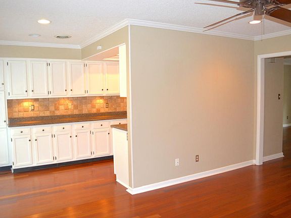 4th image of 7914 Gleason Dr APT 1112