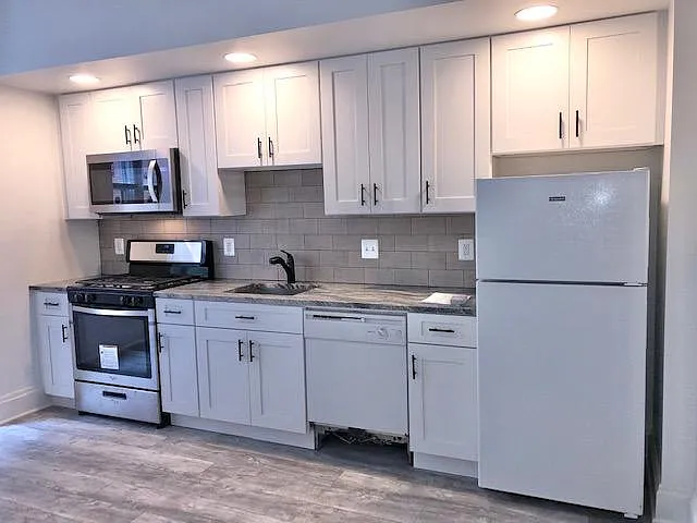 203 E Mount Royal Ave #2 — Photo 8