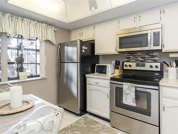 3rd image of 345 Three Lakes Ln Unit E