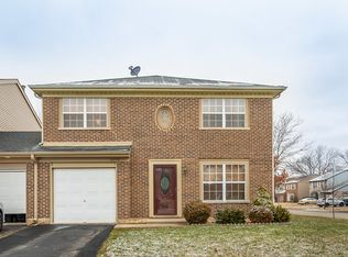 1273 Robin Dr, Carol Stream, IL 60188