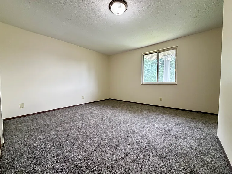 331 Locke Ave NW #333 — Photo 17