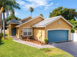 12650 SW 7th Pl, Davie, FL 33325