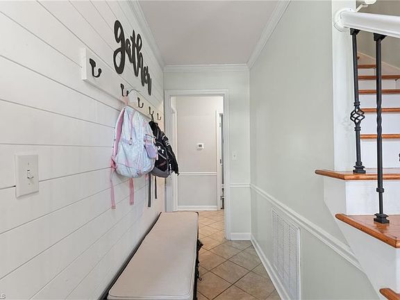 5th image of 413 Courtland Dr