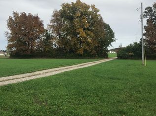 10240 N Fenton Rd, Fenton, MI 48430