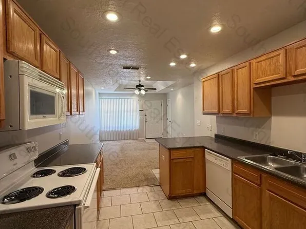 1805 Martin Luther King Junior Blvd #A, Clovis, NM 88101