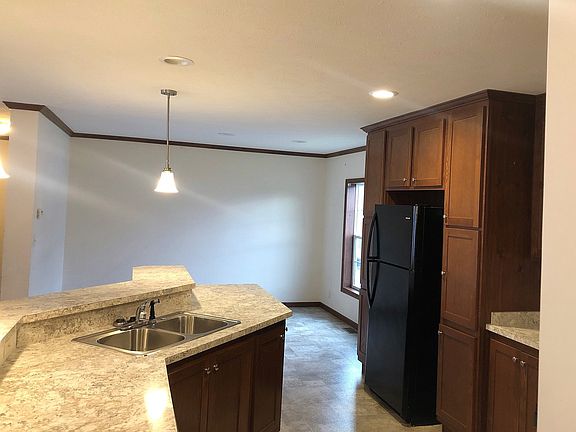 5th image of 29080 Meadowlark Blvd #65
