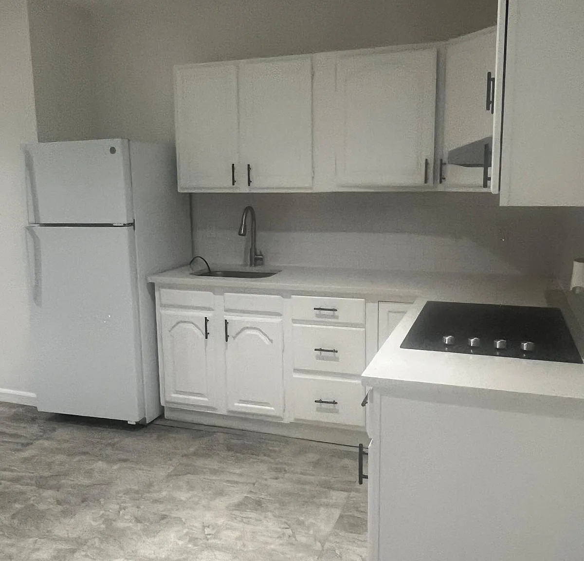 2 bed, $1,100 — Photo 2