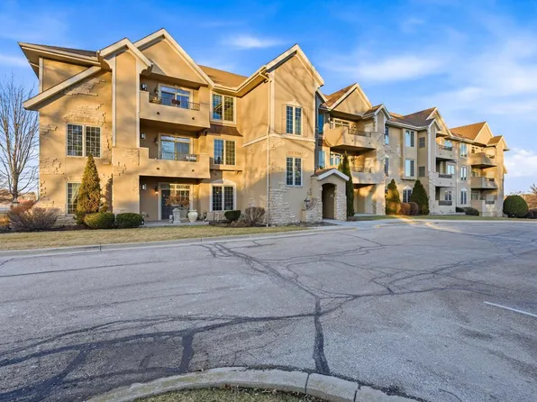 2912 North University DRIVE #201, Waukesha, WI 53188