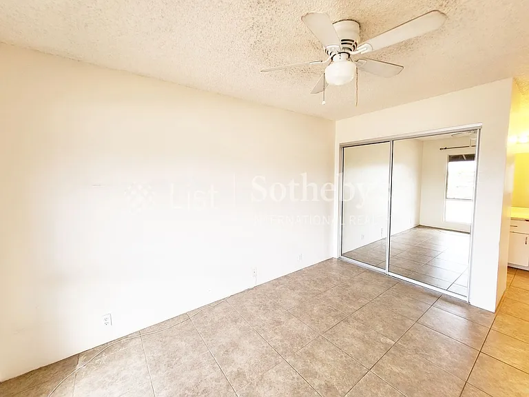 91-1135 Puamaeole St #20W — Photo 12