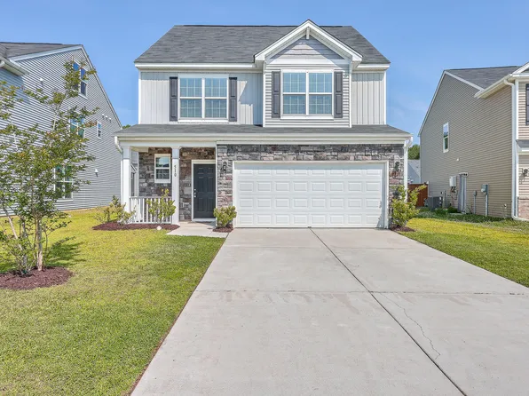 510 Lateleaf Dr, Moncks Corner, SC 29461