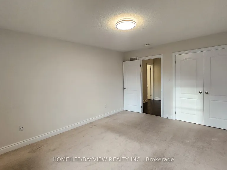 1263 Peelar Cres — Photo 23