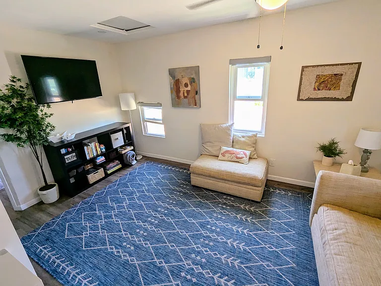 2074 Newton Ave #B — Photo 15