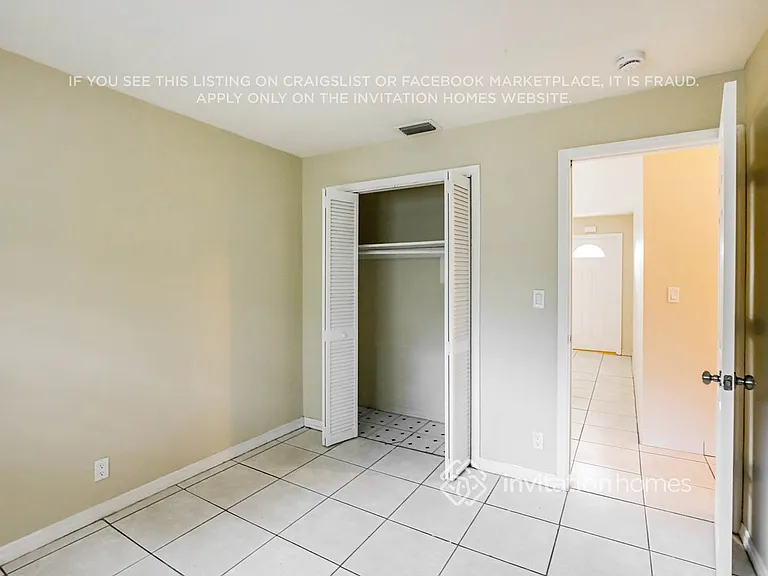 1380 SW 26th Ter — Photo 12