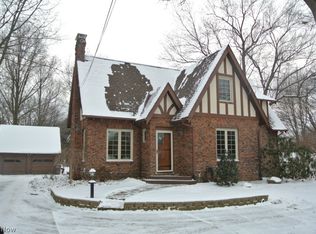 3706 Kent Rd, Stow, OH 44224